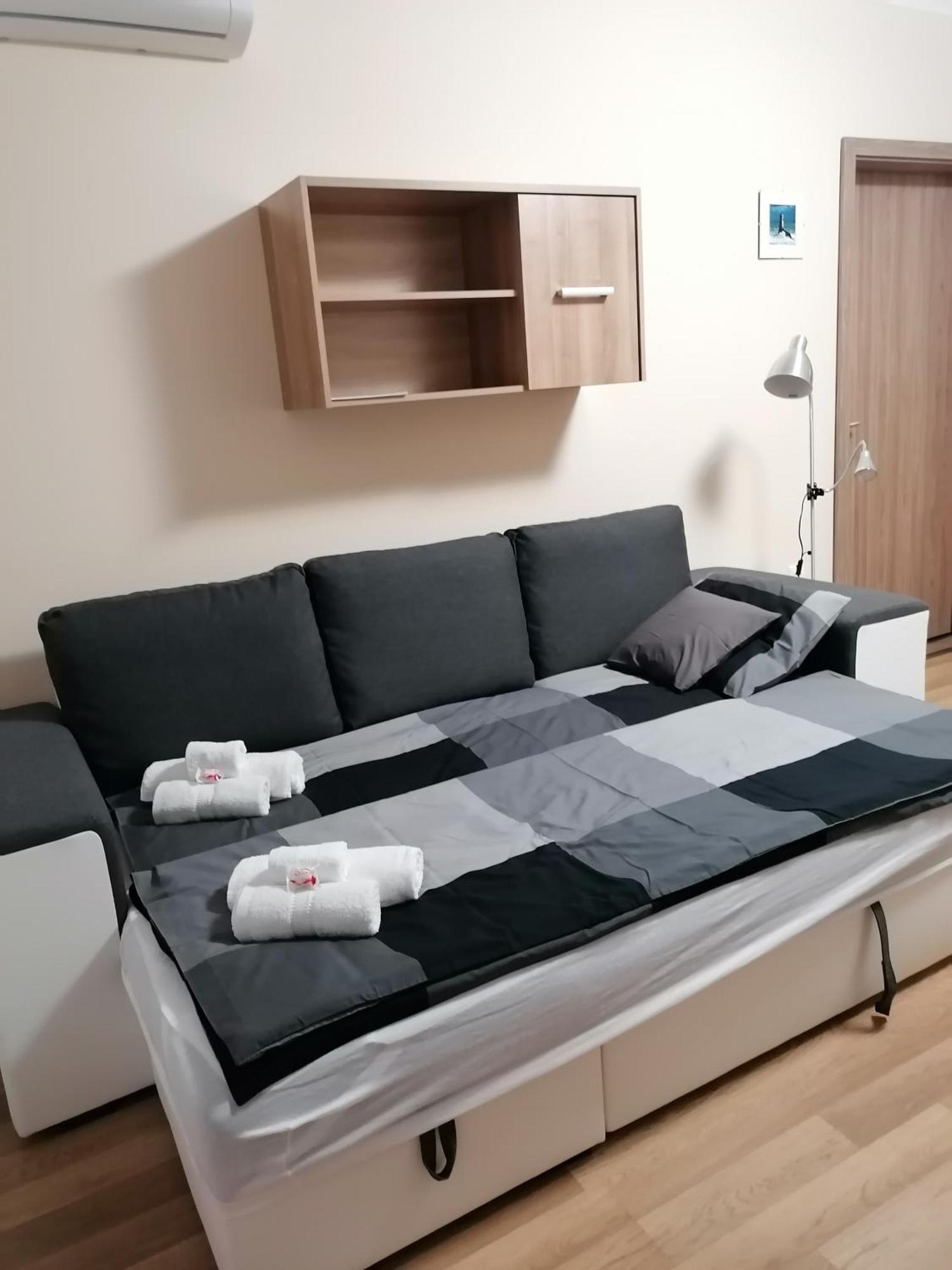 Central Park Apartman Szekszárd Dış mekan fotoğraf