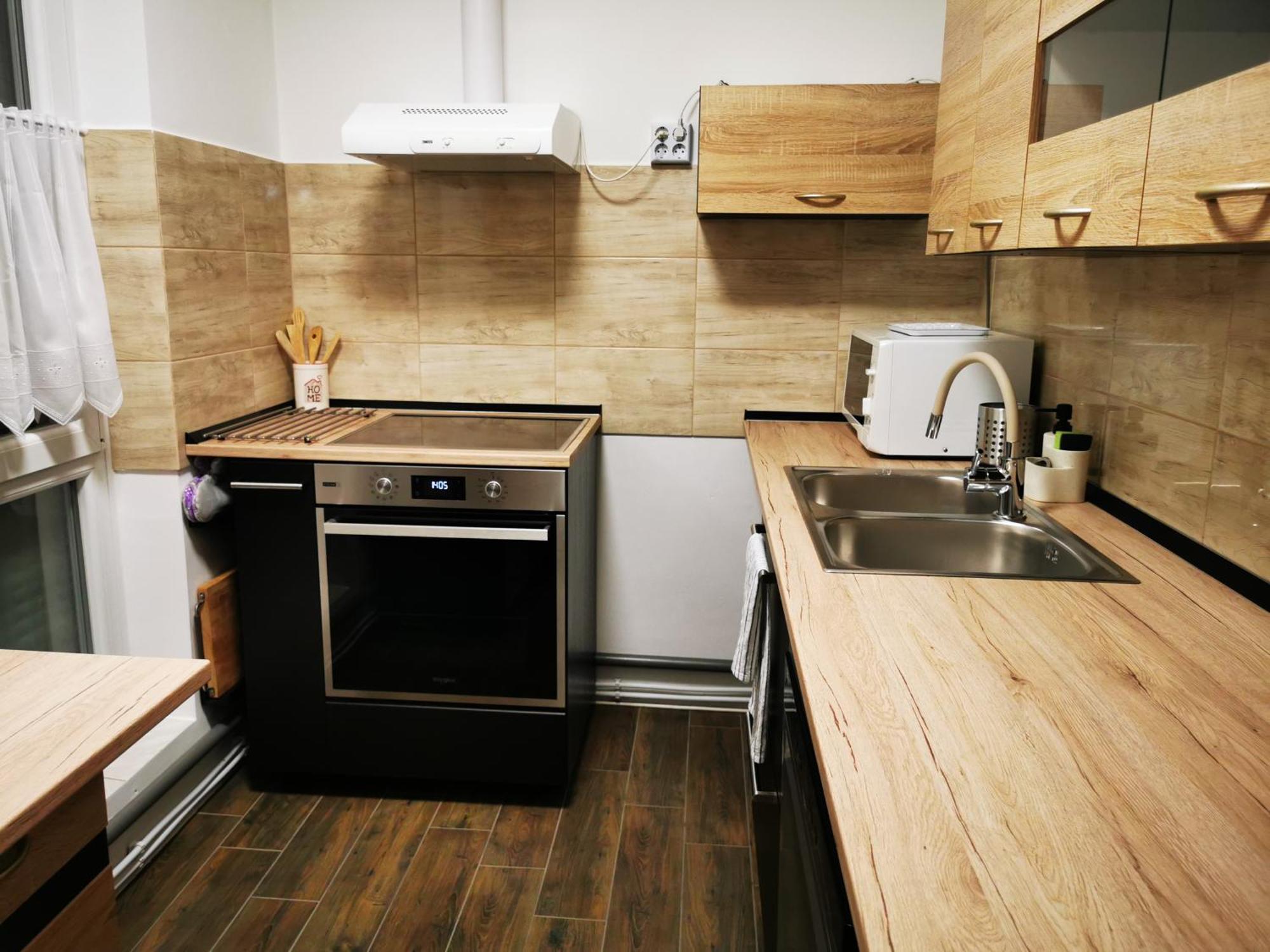 Central Park Apartman Szekszárd Dış mekan fotoğraf